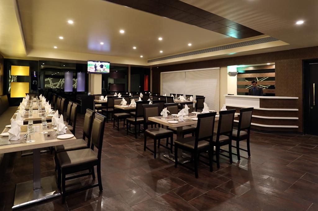 Grand Kailash Hotel Aurangabad  Exterior photo
