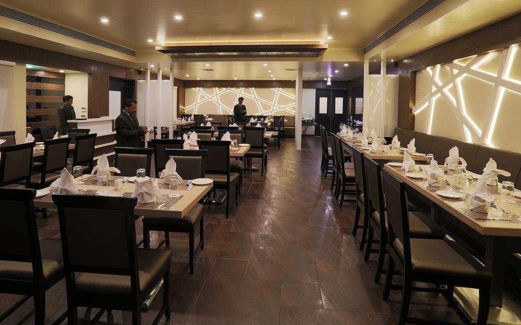 Grand Kailash Hotel Aurangabad  Exterior photo